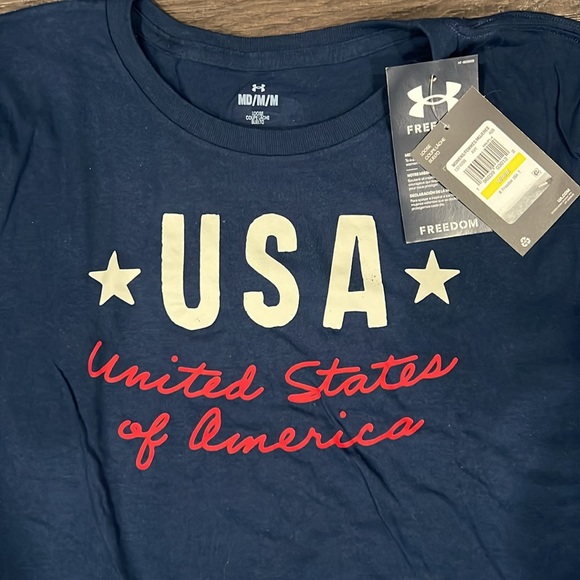 UNDER ARMOR- USA Top, Freedom T-shirt, Medium - Picture 2 of 5